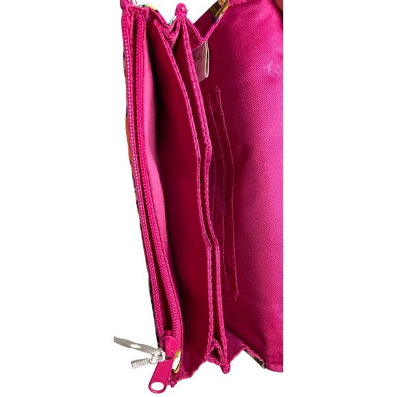 Vera Bradley Pink Swirls Your Turn Lock Smartphone Wristlet Wallet 14990-179 NWT - Picture 9 of 16